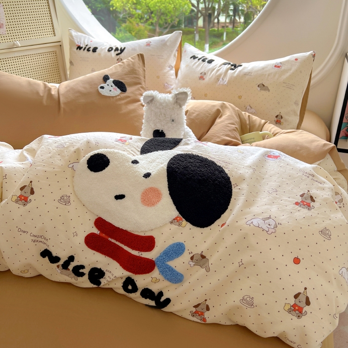 91家纺网 家纺一手货源 找家纺 百寐 2025新款亲肤柔软水洗棉卡通可爱学生季宿舍床三四件套非全棉毛巾绣 派对狗狗