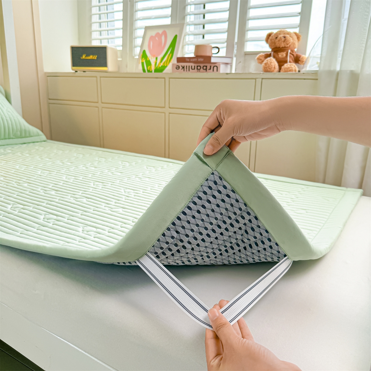 91家纺网 家纺一手货源 找家纺 雯豆家纺 2025新款学生宿舍夹棉床褥薄垫子上下铺床单人床护垫 爱心熊-床褥款清雅绿