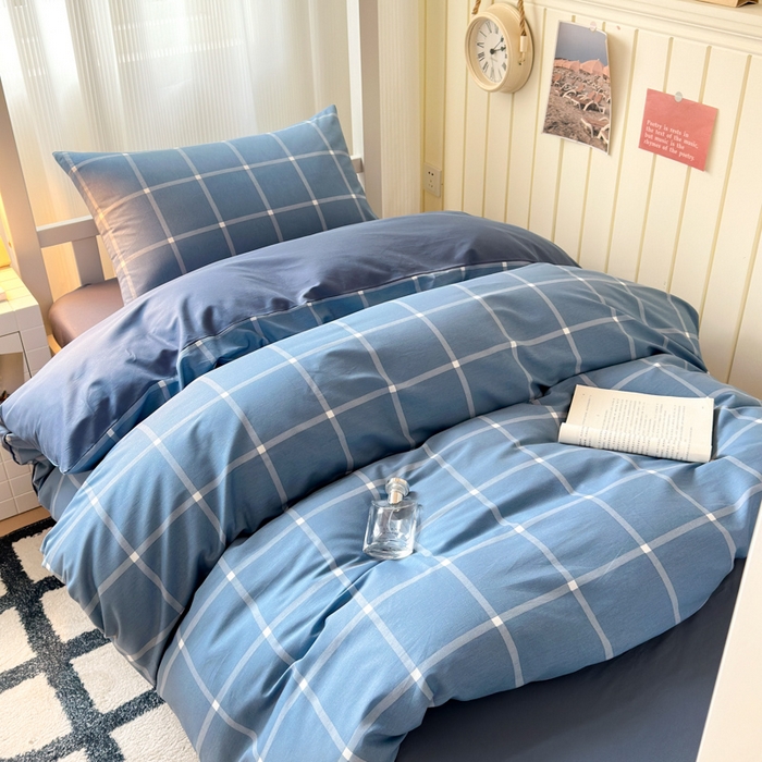 91家纺网 家纺一手货源 找家纺 曼之夏 2025新款全棉拼色纯色宿舍学生三件套 蓝格