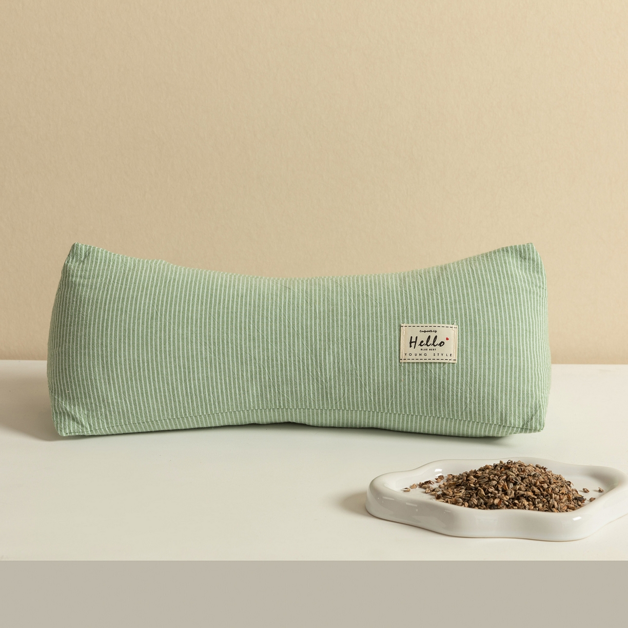 91家纺网 家纺一手货源 找家纺 芯奇想 2025新款全棉三角荞麦枕枕头枕芯 KT全棉三角荞麦枕绿条纹