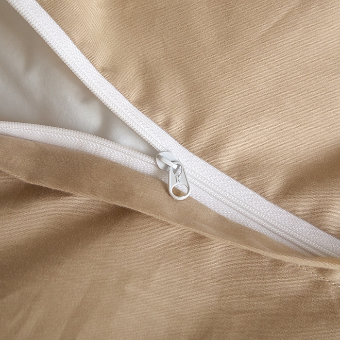 91家纺网 家纺一手货源 找家纺 乐美家纺 2025秋冬新款三层纱大提花系列四件套 波妞-卡其