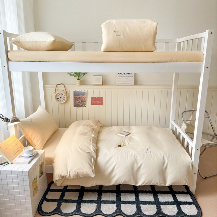 91家纺网 家纺一手货源 找家纺 曼之夏 2025新款全棉拼色纯色宿舍学生三件套 米白+浅驼