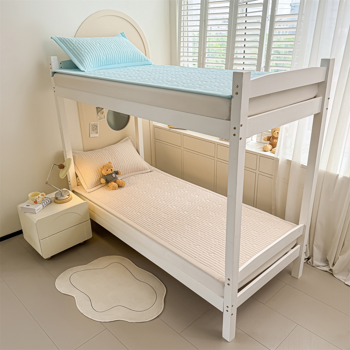 91家纺网 家纺一手货源 找家纺 雯豆家纺 2025新款学生宿舍夹棉床褥薄垫子上下铺床单人床护垫 爱心熊-床褥款奶咖