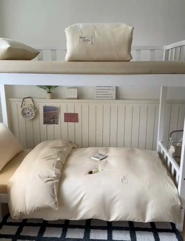 91家纺网 家纺一手货源 找家纺 曼之夏 2025新款全棉拼色纯色宿舍学生三件套 米白+浅驼