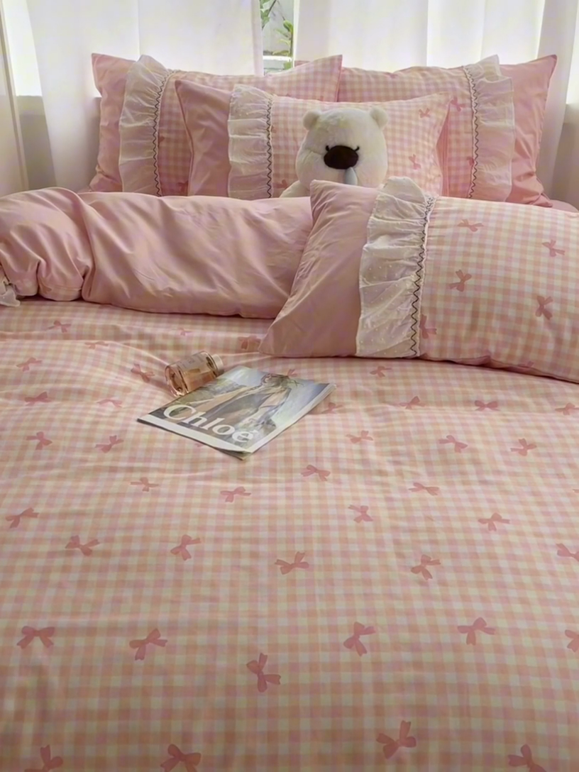 91家纺网 家纺一手货源 找家纺 （总）瑞莱 2025冬季新款13372舞动花边全棉四件套系列