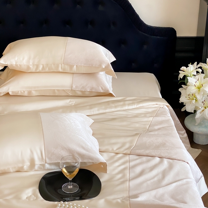 91家纺网 家纺一手货源 找家纺 太古汇2025春夏新款兰精天丝高精密夏被夏凉被空调被四件套奥斯汀系列奥斯汀系列 奥斯汀-奶油白