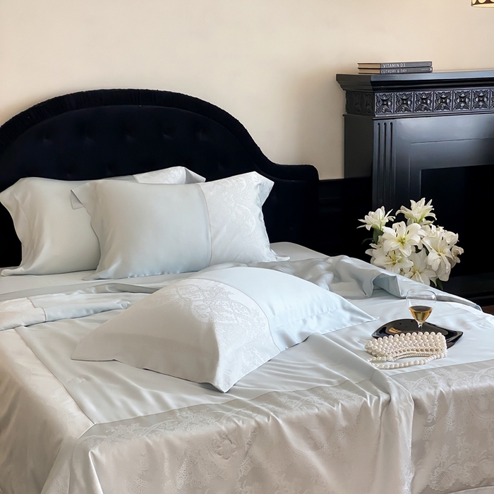 91家纺网 家纺一手货源 找家纺 太古汇2025春夏新款兰精天丝高精密夏被夏凉被空调被四件套奥斯汀系列奥斯汀系列 奥斯汀-天蓝