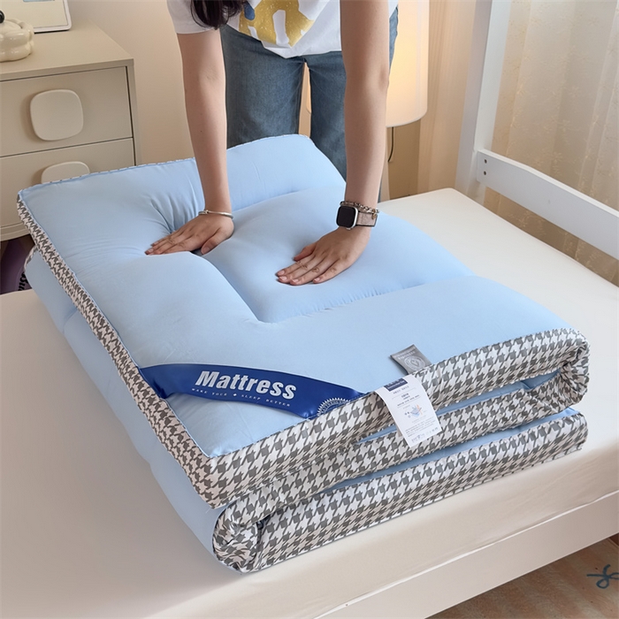 91家纺网 家纺一手货源 找家纺 （总）默忆 2025新款水洗棉抗菌床垫千鸟格系列