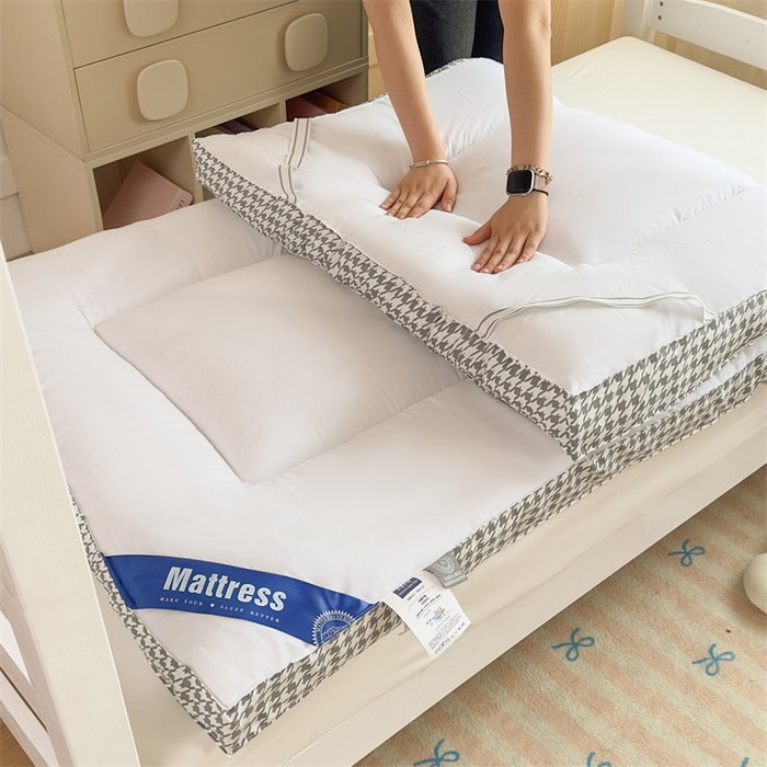 91家纺网 家纺一手货源 找家纺 默忆 2025新款水洗棉抗菌床垫千鸟格系列 千鸟格-白色