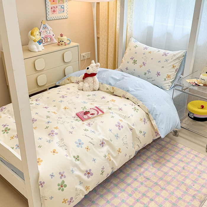 91家纺网 家纺一手货源 找家纺 （总）小懒猪 2025新款ins风小红书同款卡通小清新13372全棉纯棉AB版学生上下铺三件套