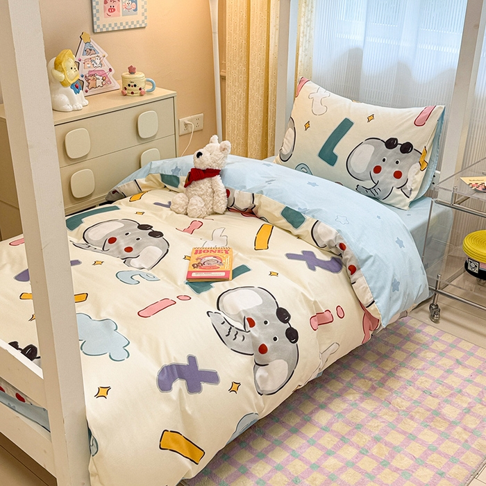 91家纺网 家纺一手货源 找家纺 （总）小懒猪 2025新款ins风小红书同款卡通小清新13372全棉纯棉AB版学生上下铺三件套