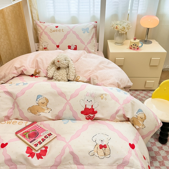 91家纺网 家纺一手货源 找家纺 小懒猪 2025新款ins风小红书同款卡通小清新13372全棉纯棉AB版学生上下铺三件套 洛贝莎