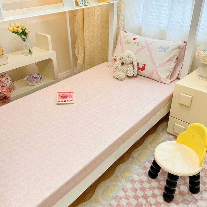 91家纺网 家纺一手货源 找家纺 小懒猪 2025新款ins风小红书同款卡通小清新13372全棉纯棉AB版学生上下铺三件套 洛贝莎