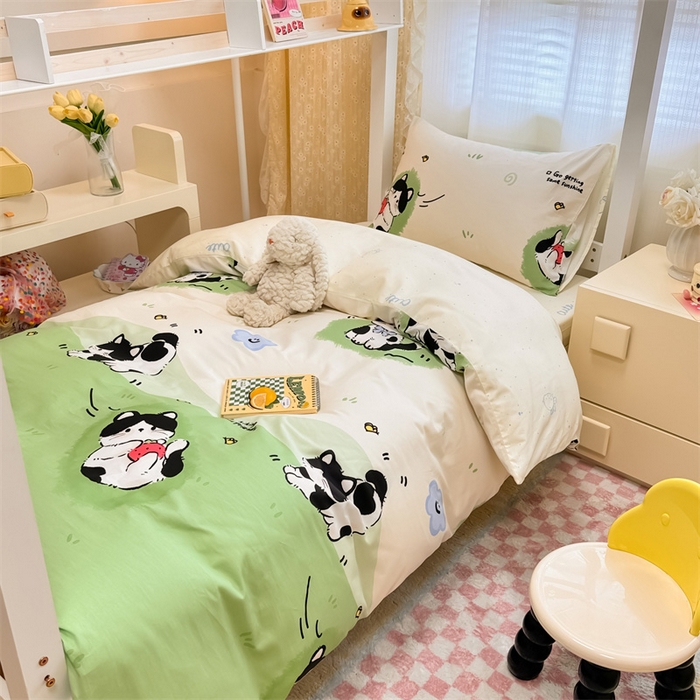 91家纺网 家纺一手货源 找家纺 小懒猪 2025新款ins风小红书同款卡通小清新13372全棉纯棉AB版学生上下铺三件套 淘气喵