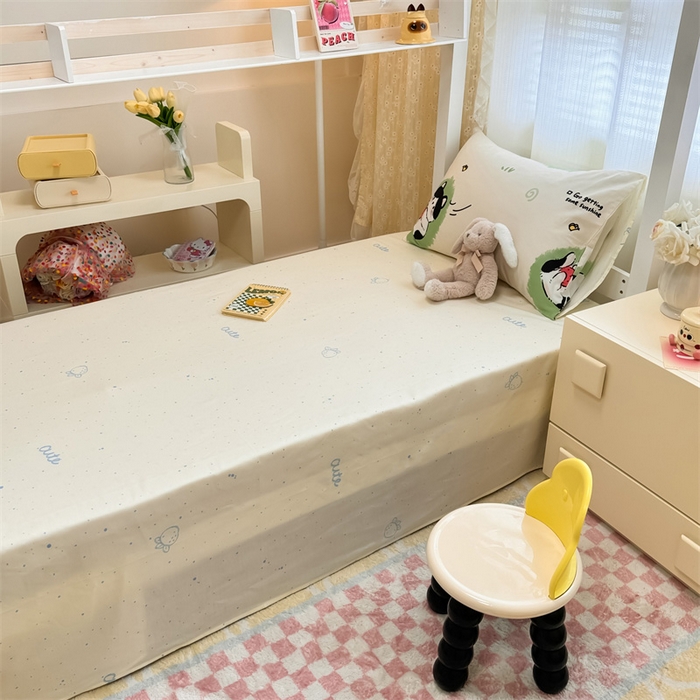 91家纺网 家纺一手货源 找家纺 小懒猪 2025新款ins风小红书同款卡通小清新13372全棉纯棉AB版学生上下铺三件套 淘气喵