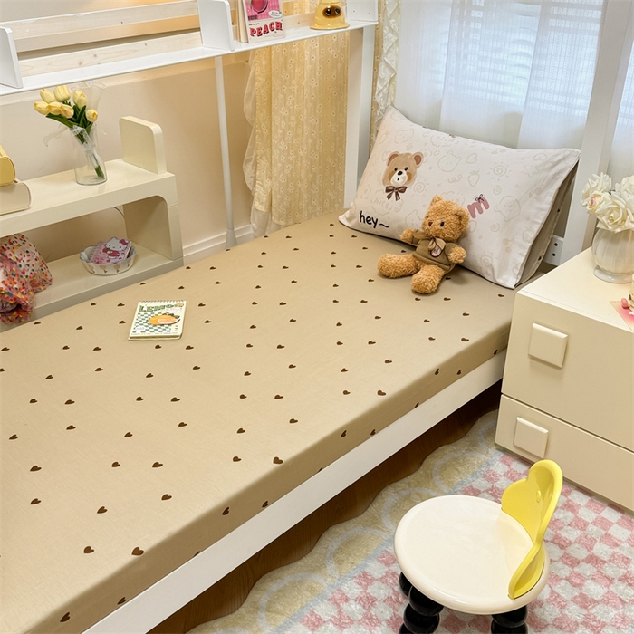 91家纺网 家纺一手货源 找家纺 小懒猪 2025新款ins风小红书同款卡通小清新13372全棉纯棉AB版学生上下铺三件套 小棕熊