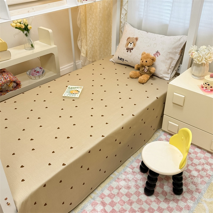 91家纺网 家纺一手货源 找家纺 小懒猪 2025新款ins风小红书同款卡通小清新13372全棉纯棉AB版学生上下铺三件套 小棕熊