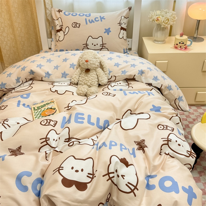 91家纺网 家纺一手货源 找家纺 小懒猪 2025新款ins风小红书同款卡通小清新13372全棉纯棉AB版学生上下铺三件套 幸运猫咪