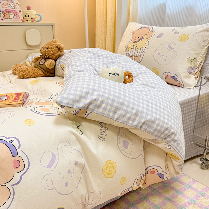 91家纺网 家纺一手货源 找家纺 小懒猪 2025新款ins风小红书同款卡通小清新13372全棉纯棉AB版学生上下铺三件套 蜜果熊乐