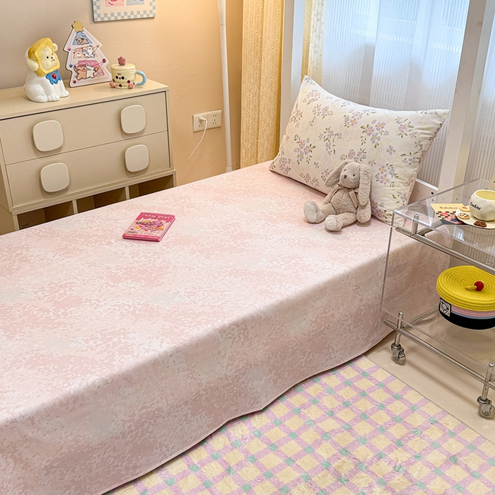 91家纺网 家纺一手货源 找家纺 小懒猪 2025新款ins风小红书同款卡通小清新13372全棉纯棉AB版学生上下铺三件套 紫婉花漾