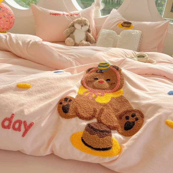 91家纺网 家纺一手货源 找家纺 （总）韩巢家纺 2025新款毛巾绣四件套超柔水洗棉学生宿舍床上三件套（提供卖家秀）