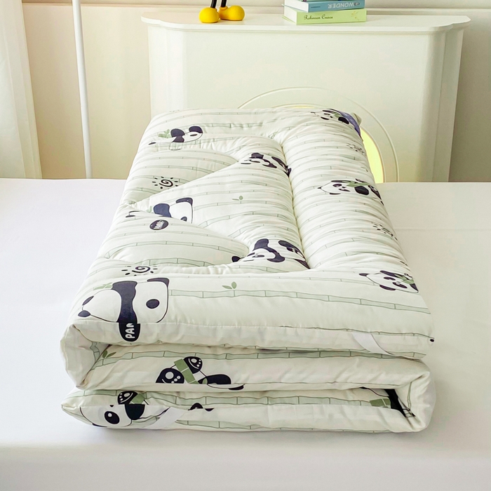 91家纺网 家纺一手货源 找家纺 缦卡琳家纺 2025新款活性生态棉纤维床垫 国宝嘟嘟