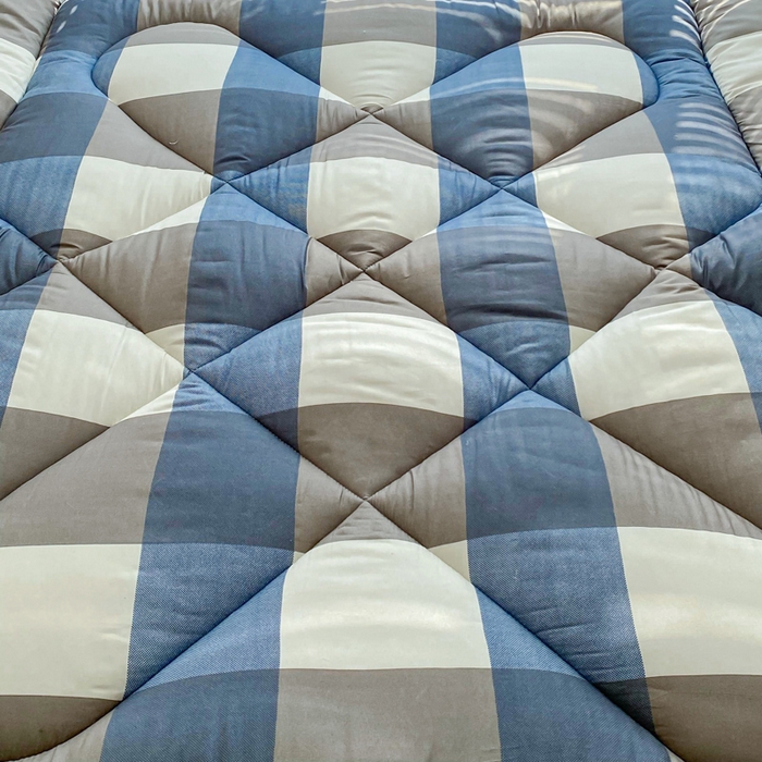 91家纺网 家纺一手货源 找家纺 缦卡琳家纺 2025新款活性生态棉纤维床垫 蓝大格