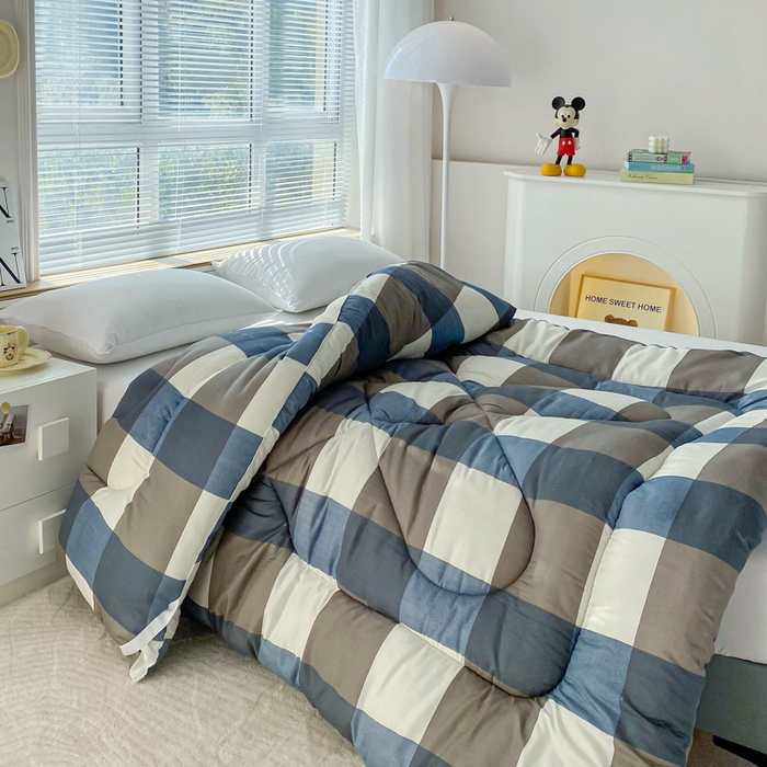 91家纺网 家纺一手货源 找家纺 缦卡琳家纺 2025新款活性生态棉纤维床垫 蓝大格