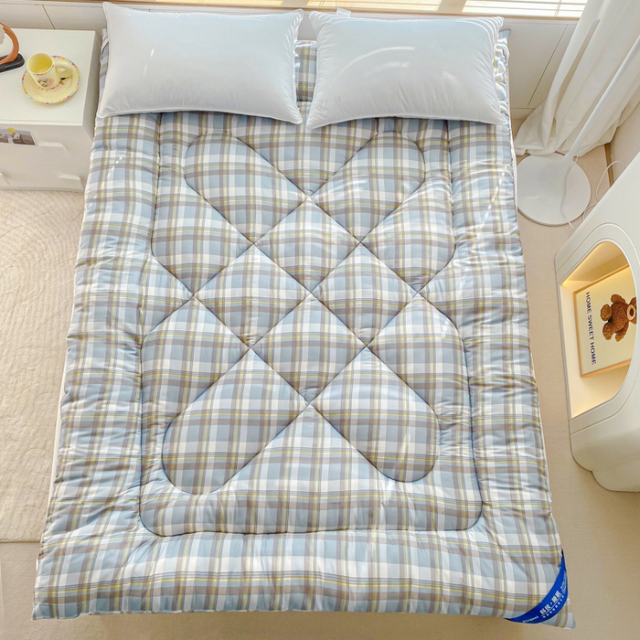 91家纺网 家纺一手货源 找家纺 缦卡琳家纺 2025新款活性生态棉纤维床垫 绿格子