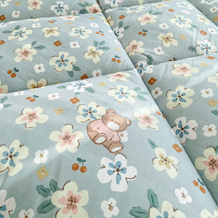 91家纺网 家纺一手货源 找家纺 缦卡琳家纺 2025新款活性生态棉纤维床垫 花丛小兔