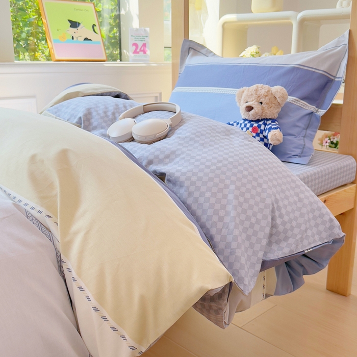 91家纺网 家纺一手货源 找家纺 铭博家纺 新款100%全棉印花学生季宿舍上下铺三件套 陵川