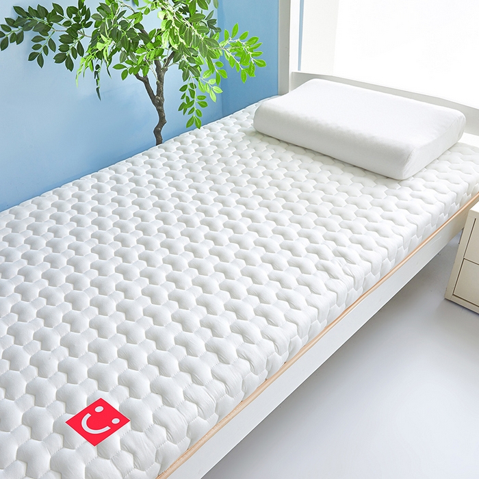 91家纺网 家纺一手货源 找家纺 芊梵床垫 2025新款A类牛奶丝乳胶硬质棉床垫-学生款 笑脸-纯净白