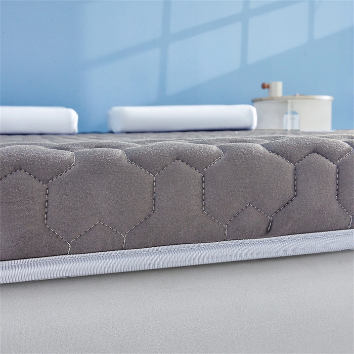 91家纺网 家纺一手货源 找家纺 芊梵床垫 2025新款A类牛奶丝乳胶硬质棉床垫-成人款 笑脸-星辰灰