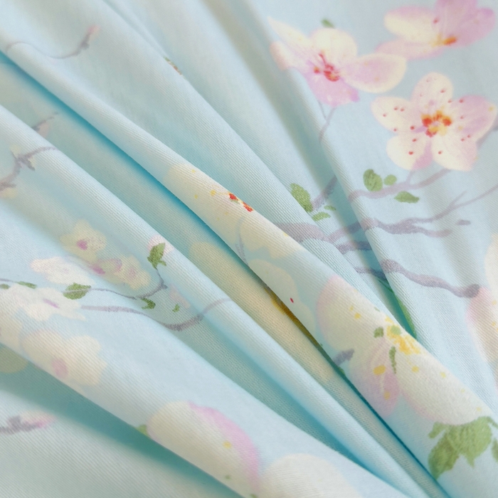 91家纺网 家纺一手货源 找家纺 铭博家纺 新款直播爆款网红全棉四件套13070印花吊边一字绣纯棉被套工艺款 沐兰花开