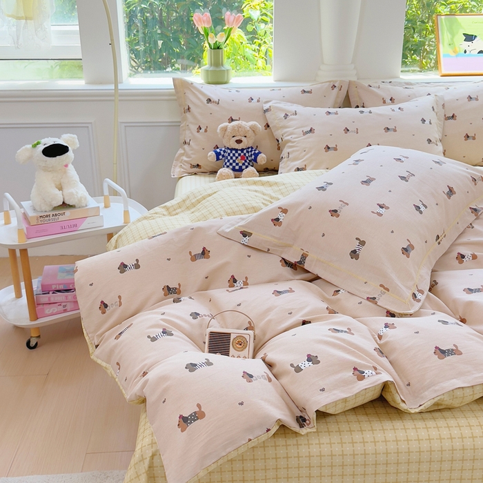 91家纺网 家纺一手货源 找家纺 铭博家纺 新款直播爆款网红全棉四件套13070印花吊边一字绣纯棉被套工艺款 无忧腊肠