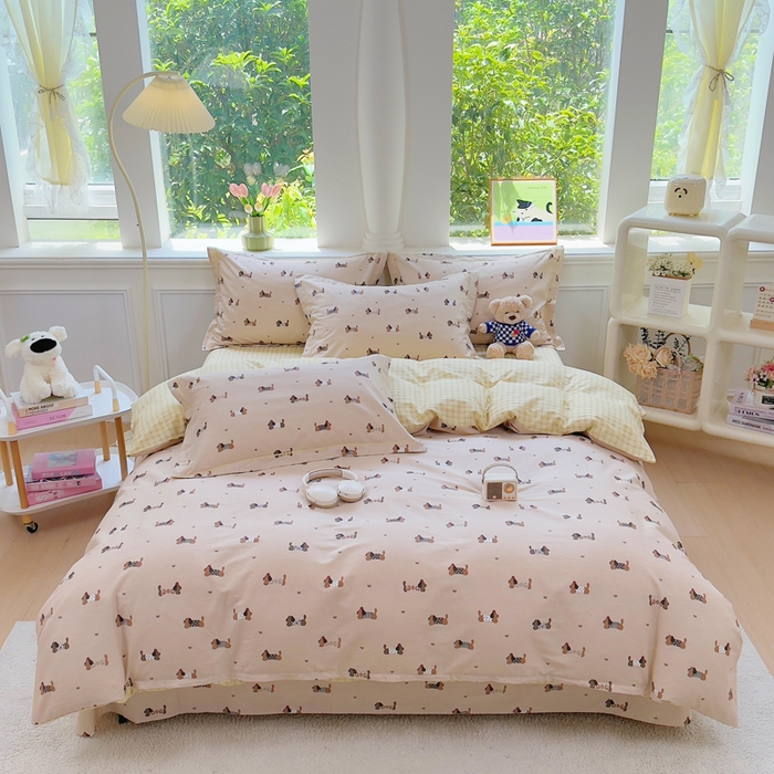 91家纺网 家纺一手货源 找家纺 铭博家纺 新款直播爆款网红全棉四件套13070印花吊边一字绣纯棉被套工艺款 无忧腊肠