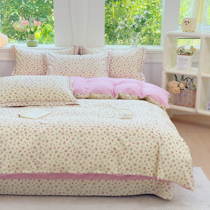 91家纺网 家纺一手货源 找家纺 铭博家纺 新款直播爆款网红全棉四件套13070印花吊边一字绣纯棉被套工艺款 细薇雨