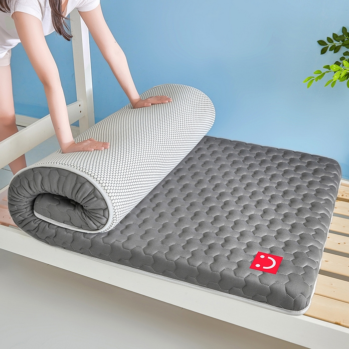 91家纺网 家纺一手货源 找家纺 芊梵床垫 2025新款A类牛奶丝乳胶硬质棉床垫-学生款 笑脸-星辰灰