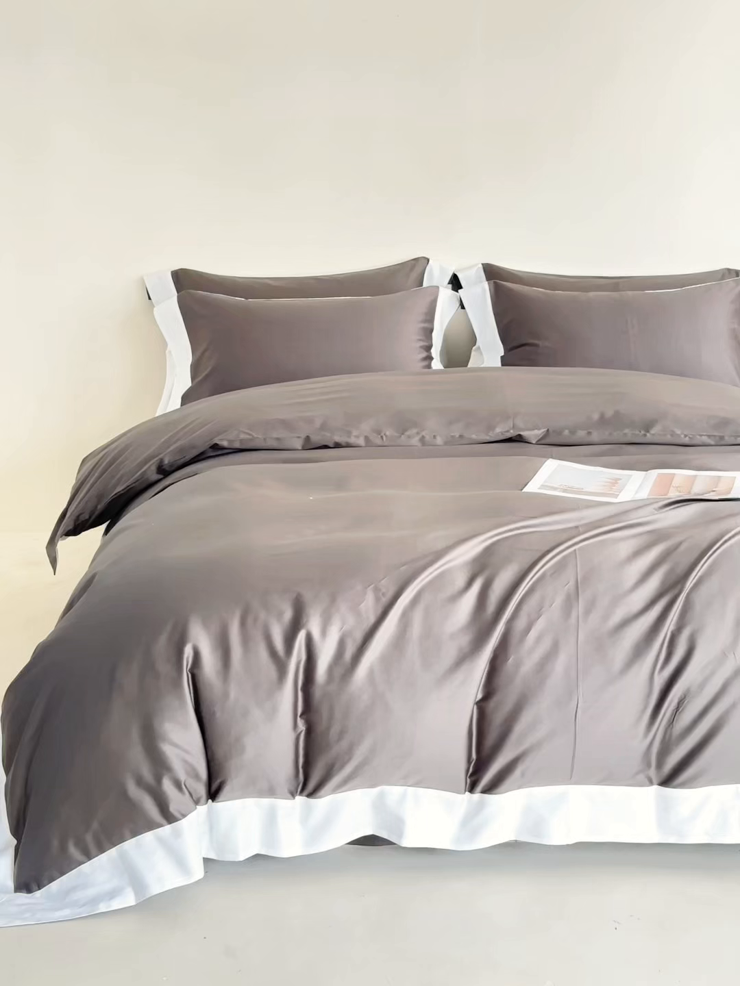 91家纺网 家纺一手货源 找家纺 晶缦家纺 2025新款纯棉全棉50支双股贡缎长绒棉拼边四件套 流光绮境-玄夜