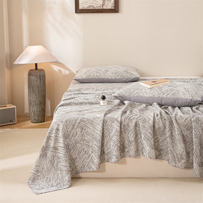 91家纺网 家纺一手货源 找家纺 灰鲸 2025新款全棉纯棉三层纱色织提花床单 本色-灰