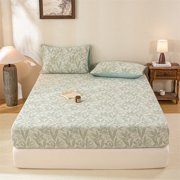 91家纺网 家纺一手货源 找家纺 灰鲸 2025新款全棉纯棉三层纱色织提花床笠 叶语-绿