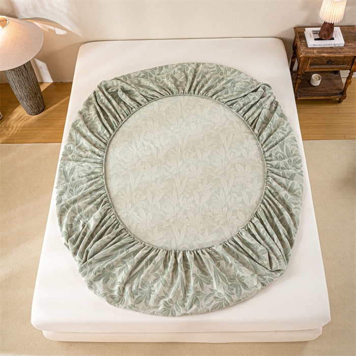 91家纺网 家纺一手货源 找家纺 灰鲸 2025新款全棉纯棉三层纱色织提花床笠 叶语-绿