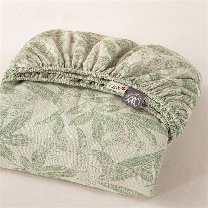 91家纺网 家纺一手货源 找家纺 灰鲸 2025新款全棉纯棉三层纱色织提花床笠 叶语-绿