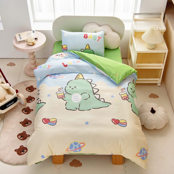 91家纺网 家纺一手货源 找家纺 乐秀家纺 2025新款全棉幼儿园被子三件套卡通纯棉被套被芯六件套 星际恐龙