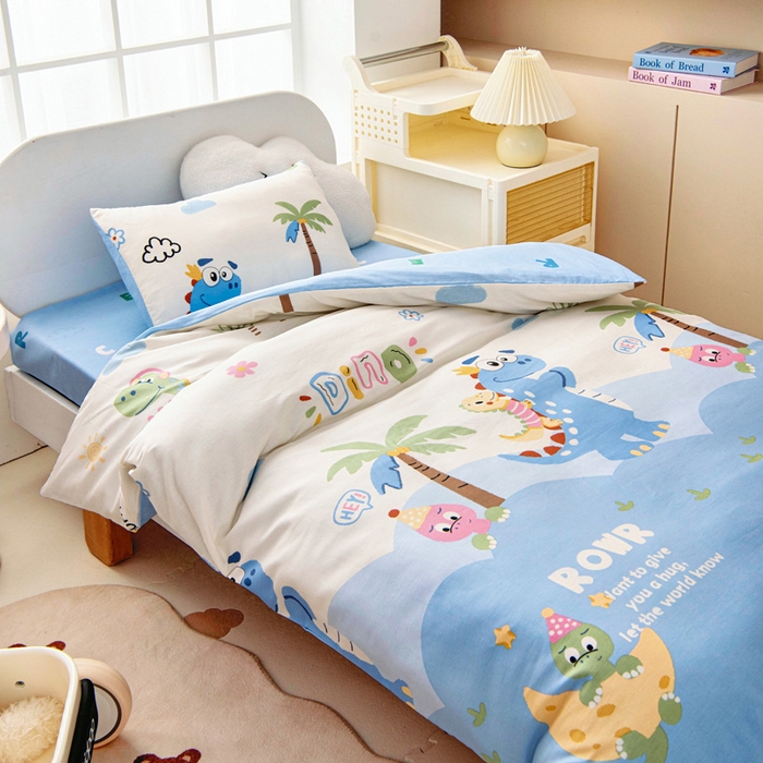 91家纺网 家纺一手货源 找家纺 乐秀家纺 2025新款全棉幼儿园被子三件套卡通纯棉被套被芯六件套 度假恐龙