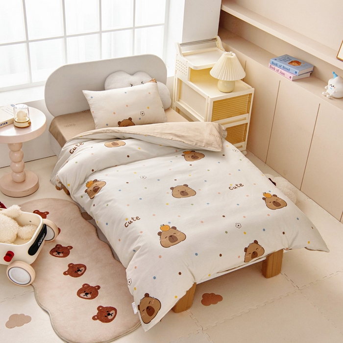 91家纺网 家纺一手货源 找家纺 乐秀家纺 2025新款全棉幼儿园被子三件套卡通纯棉被套被芯六件套 卡皮巴拉