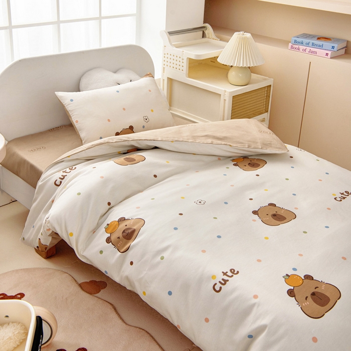 91家纺网 家纺一手货源 找家纺 乐秀家纺 2025新款全棉幼儿园被子三件套卡通纯棉被套被芯六件套 卡皮巴拉