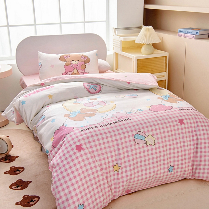 91家纺网 家纺一手货源 找家纺 乐秀家纺 2025新款全棉幼儿园被子三件套卡通纯棉被套被芯六件套 可爱国度