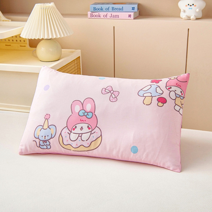 91家纺网 家纺一手货源 找家纺 乐秀家纺 2025新款全棉幼儿园被子三件套卡通纯棉被套被芯六件套 快乐贝儿