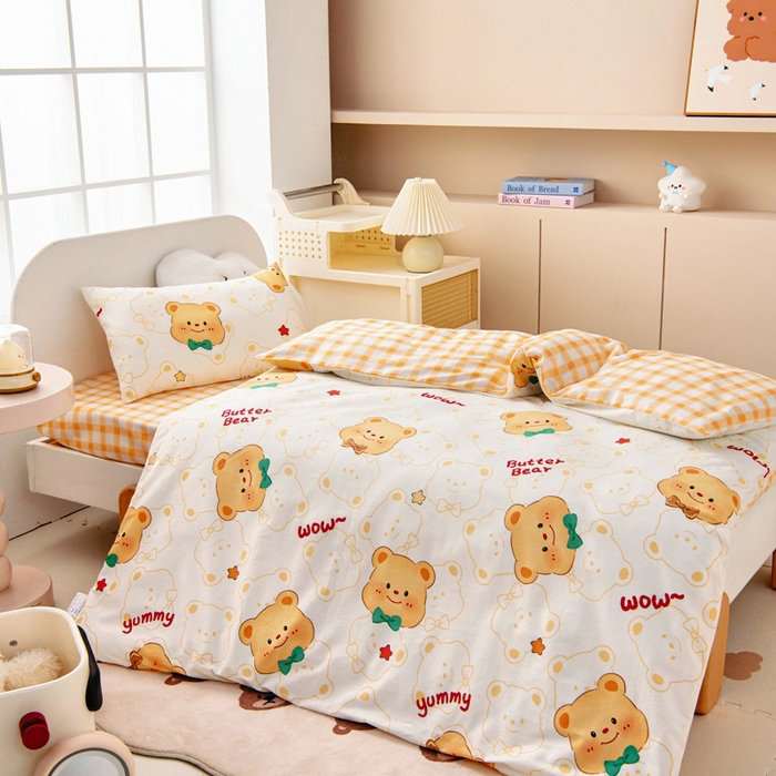91家纺网 家纺一手货源 找家纺 乐秀家纺 2025新款全棉幼儿园被子三件套卡通纯棉被套被芯六件套 领结小熊